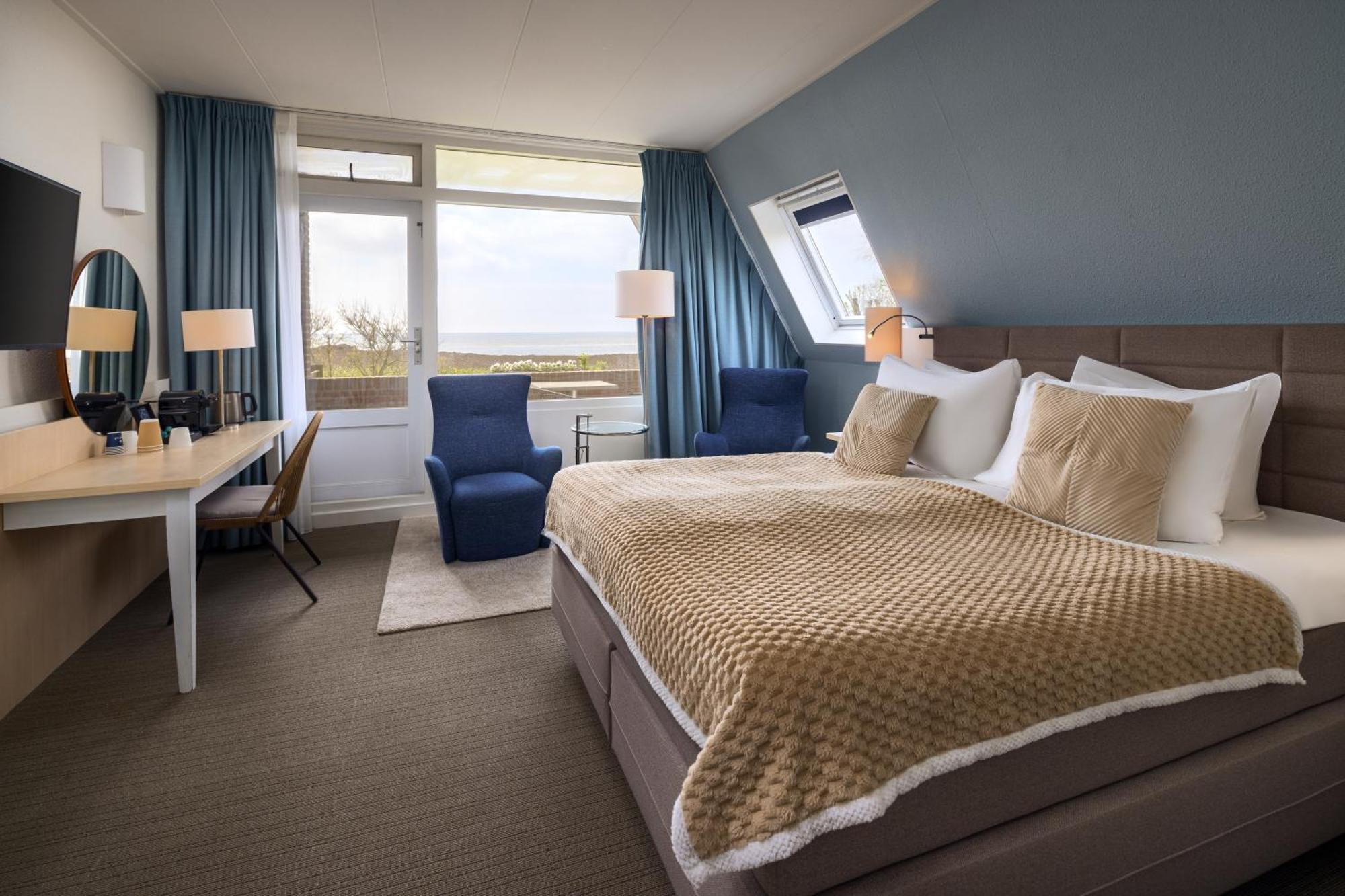 Westcord Hotel De Wadden Vlieland Bagian luar foto