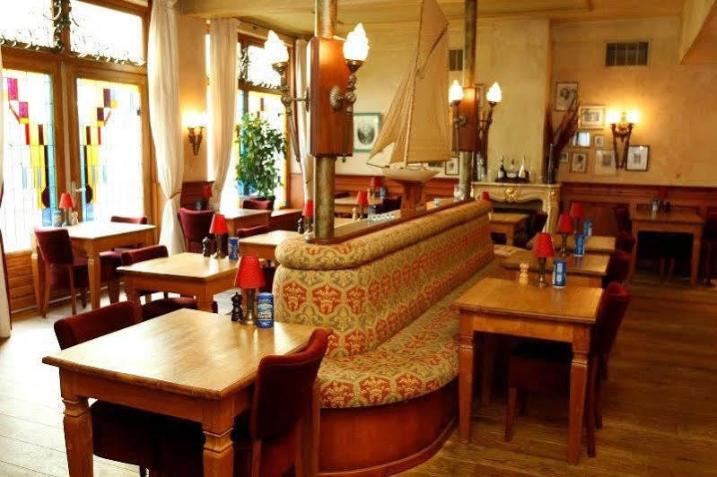 Westcord Hotel De Wadden Vlieland Bagian luar foto